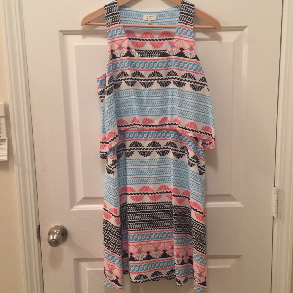 NWT Crown and Ivy Multicolored Dress Sz 4